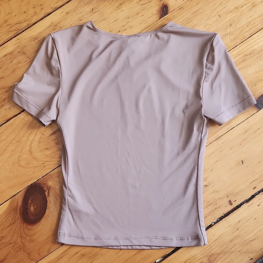 Retrod Top - Picture 2 of 4